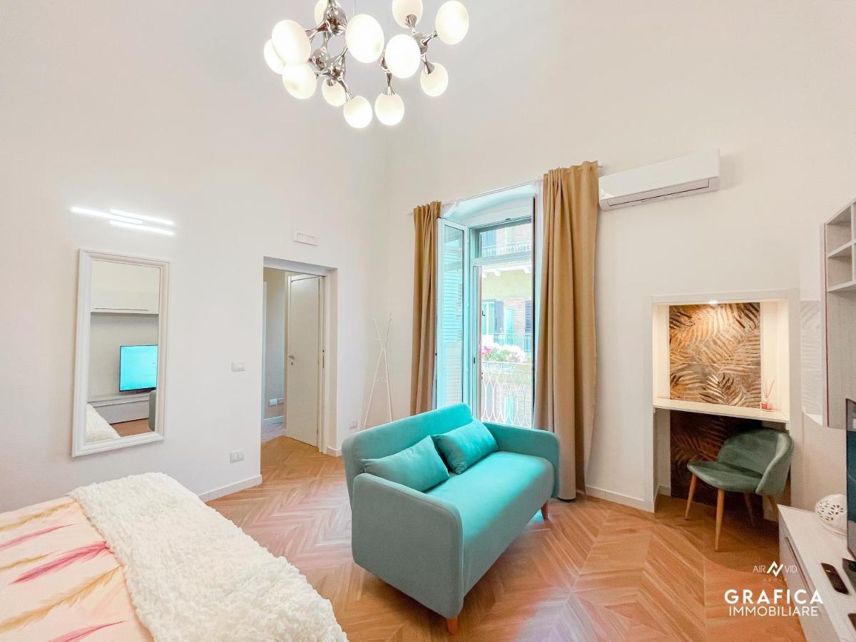 Ameli Home Luxury Apartment ตารันโต ภายนอก รูปภาพ